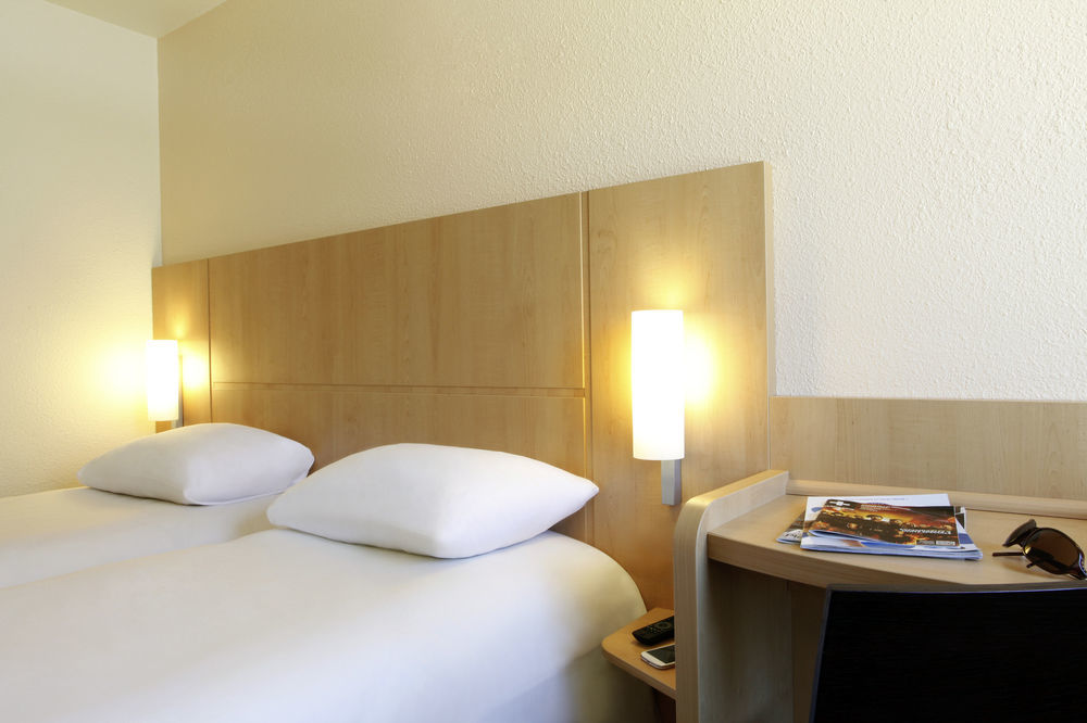 B&B Hotel Marseille Centre Vieux Port Buitenkant foto