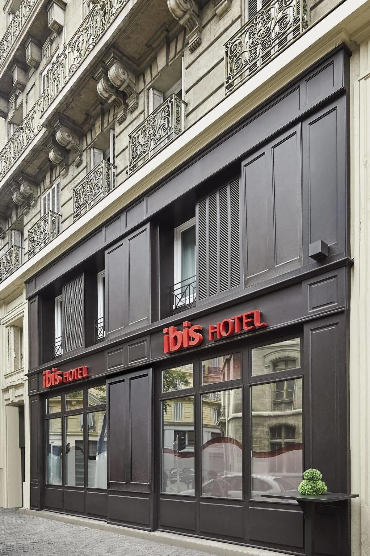 B&B Hotel Marseille Centre Vieux Port Buitenkant foto